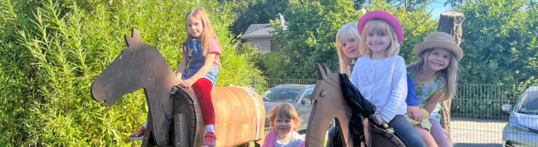 Kinderhaus Gottesschutz Ebersdorf - Pferdemädchen