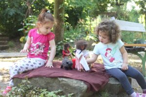 Kindergarten Haus Kunterbunt Saalfeld - im Garten