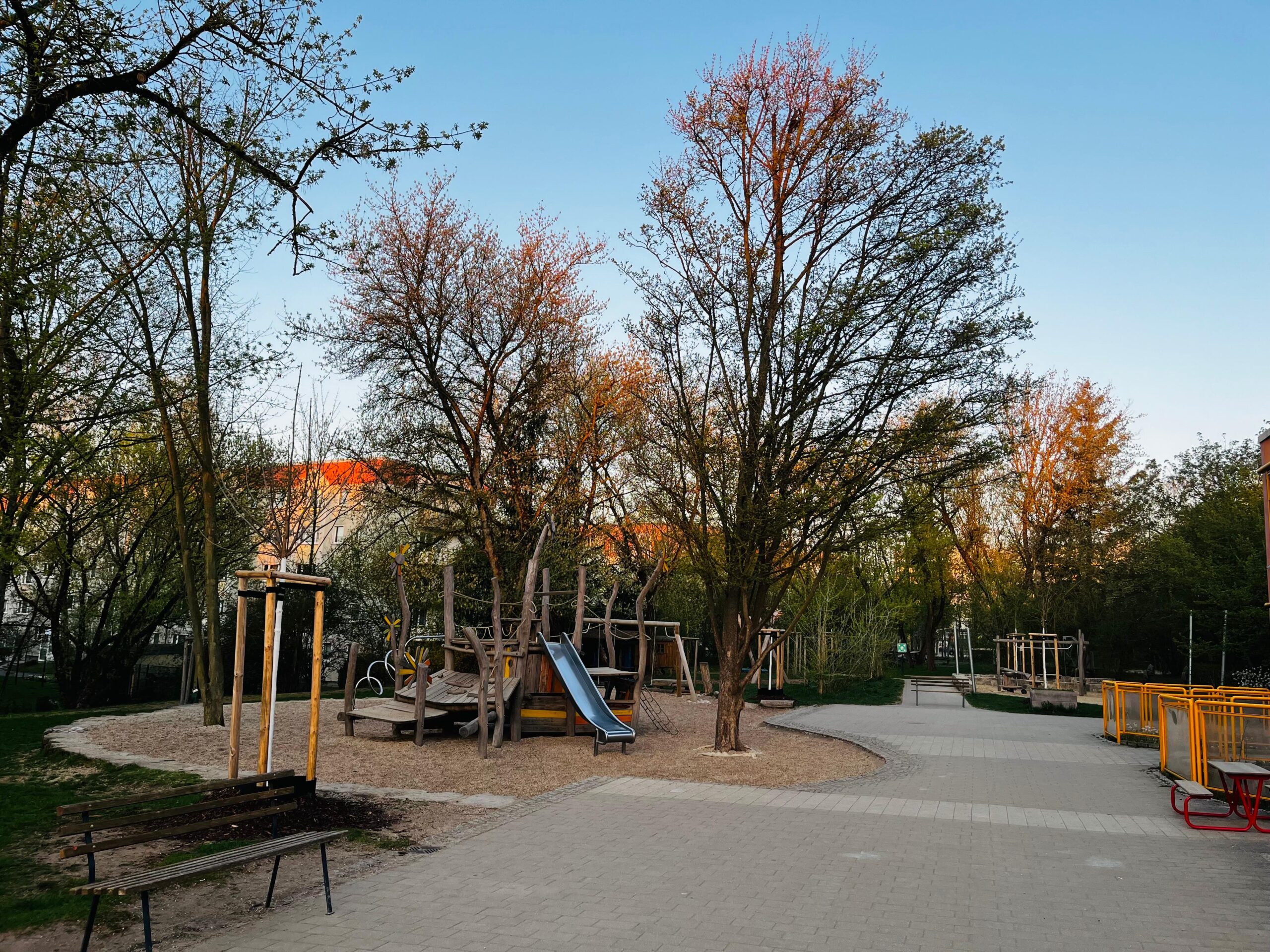 Kinderhaus Sonnenhügel-Weimar, Blick in den Garten