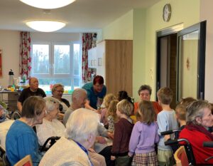 Besuch im Seniorenpflegeheim Sophienhaus.