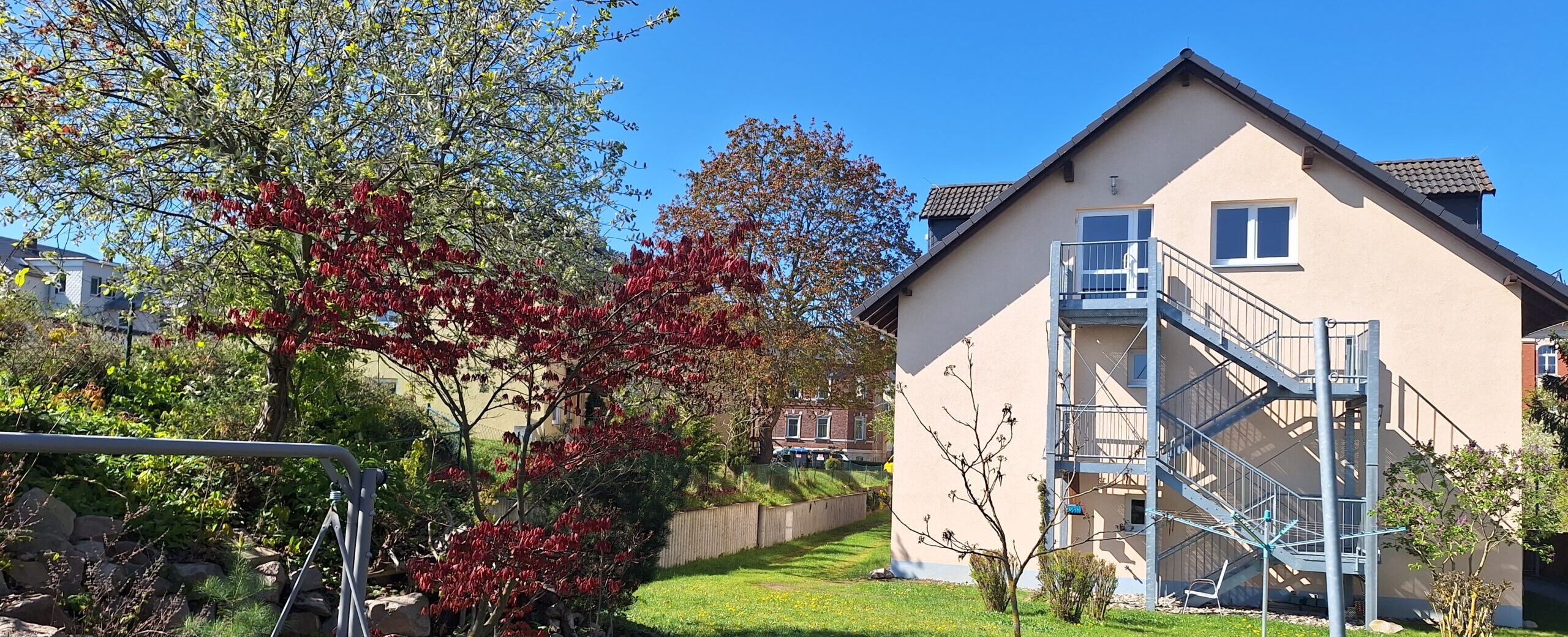 Besondere Wohnform Michaelishaus Schleiz, Blick in den Garten