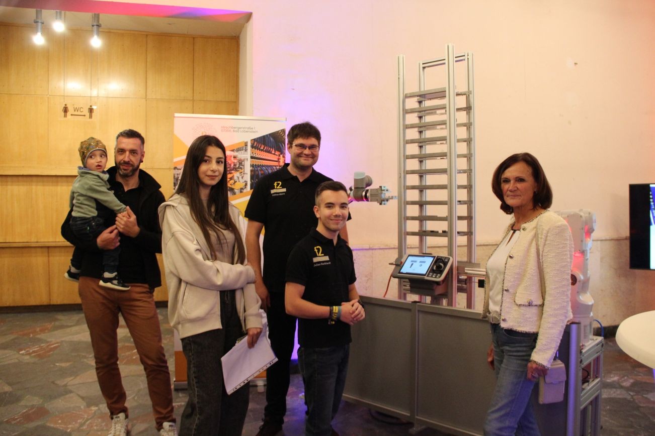 Jobmanager Saale-Orla, fünf Personen im Gespräch