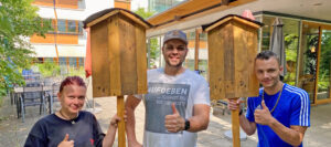 Johannes Landenberger Förderzentrum Johannes Falk in Weimar - Schüler mit Vogelkästen