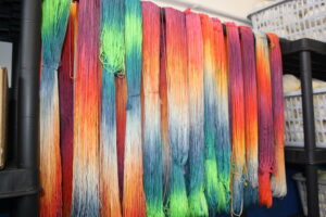 gefärbte Wollstränge, inclusio Weimar