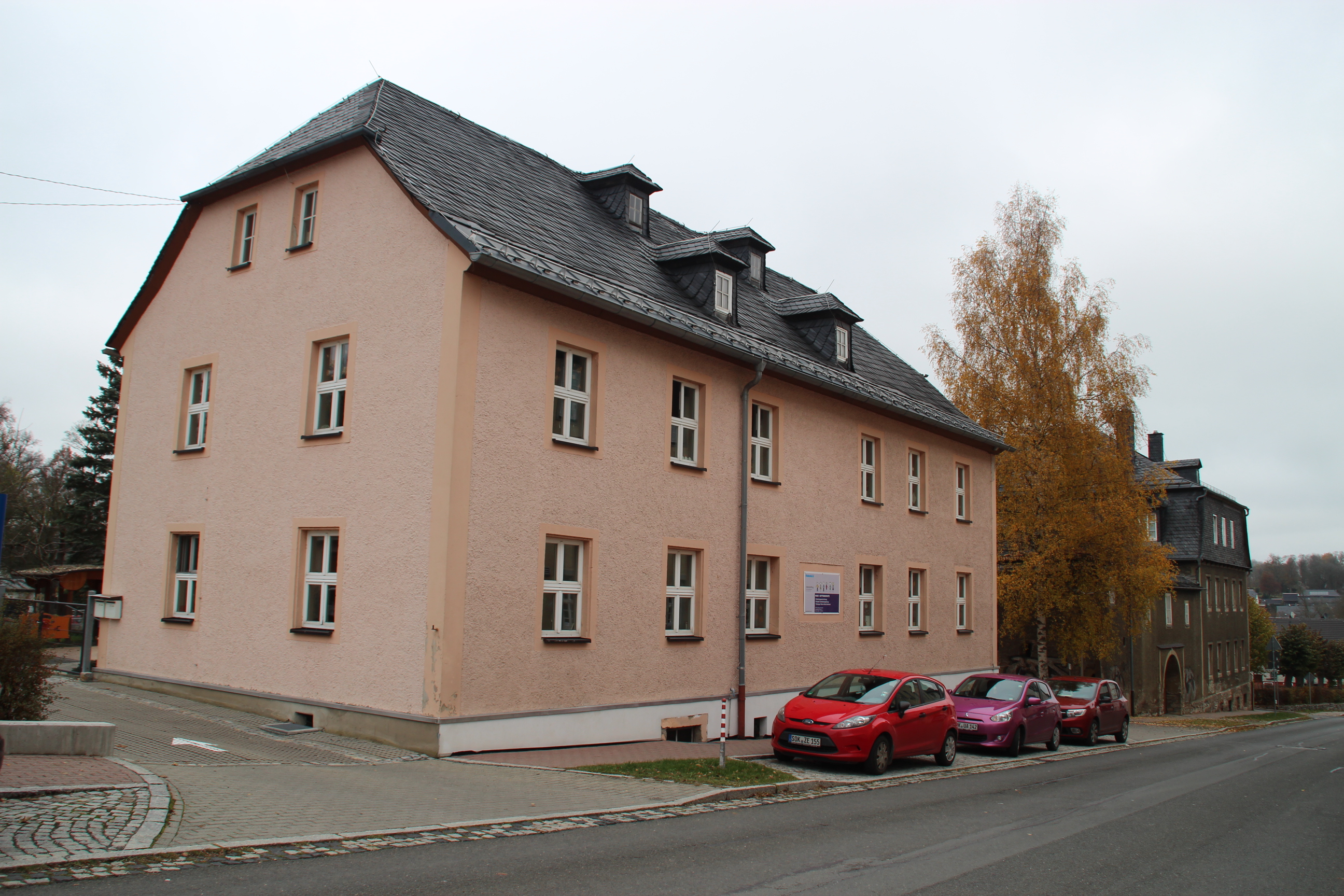 Haus mit rosa Anstrich