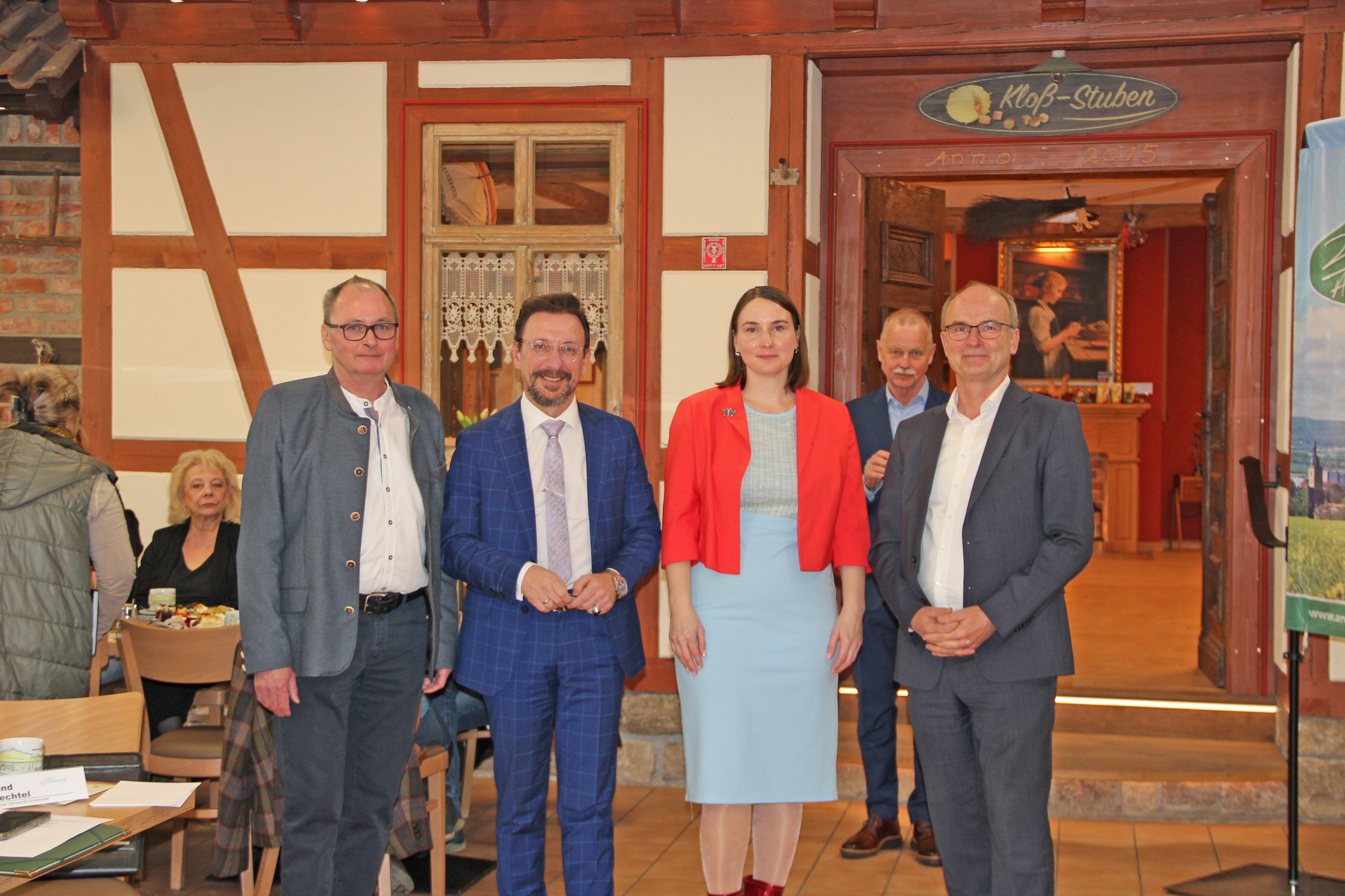 Eröffnungsfeier zum AGATHE-Projekt - fünf Personen