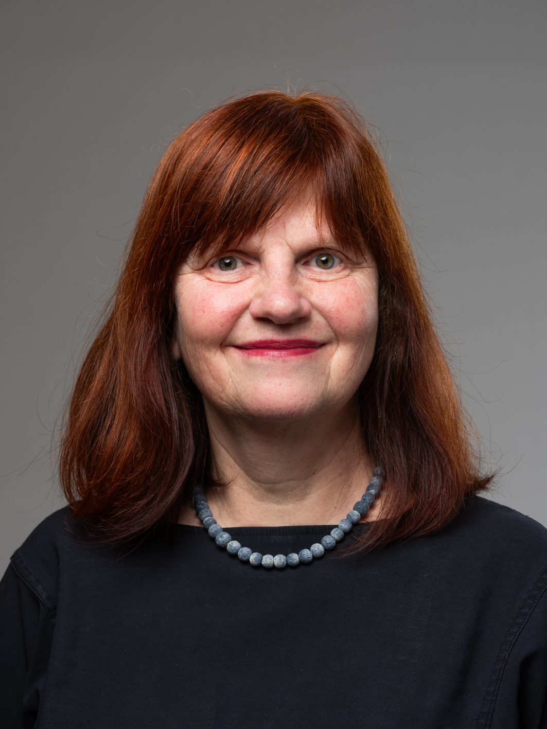 AGATHE-Ansprechpartnerin Beate Wyuik-Adam, eine Frau auf dem Bild zu sehen