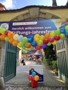 Eingang zum 154. Stiftungs-Jahresfest der Ev.-Luth. Diakonissenhaus-Stiftung Eisenach am Eisenacher Karlsplatz
